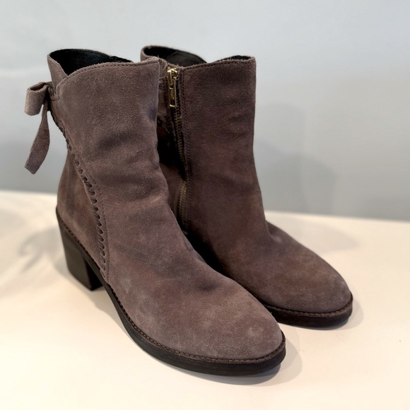 UGG women's Fraise whipstitch chunky heel suede  ankle boots size 8 - Picture 8 of 16